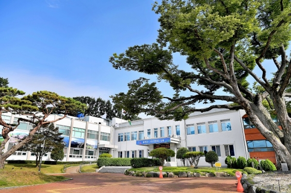 남해군청 전경 (사진제공=남해군)