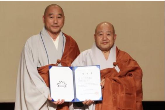 대한불교조계종 제 36대 총무원장으로 전 중앙종회 의장 원행 스님(65)이 당선됐다.