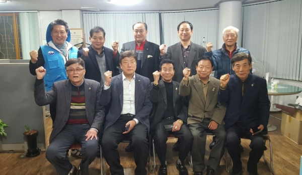사단법인 한국해양환경문화보존협회가 14일 오후 국제무역기구(WTO) 2심 판결을 환영하는 기자회견을 열고 WTO 승소 판정을 위해 혼신의 힘을 기울인 정부의 노력에 감사를 표했다.