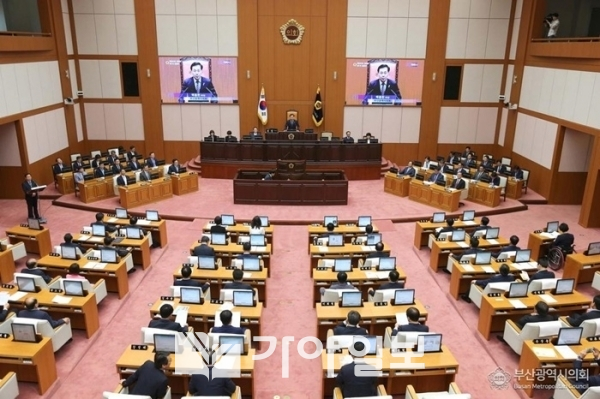 부산광역시의회 본회의 장면(자료사진)