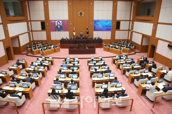 부산광역시의회 본회의(자료사진)