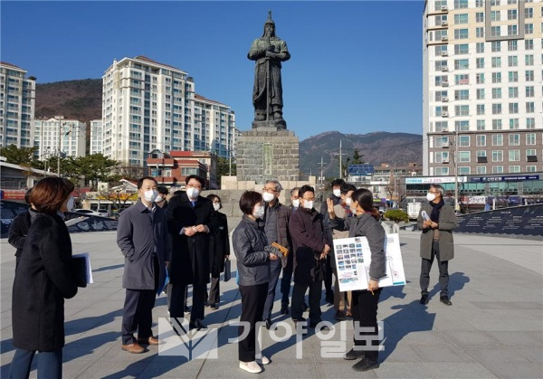 경남 창원시 진해구 북원교차로 현장조사 장면(사진제공=경남도)