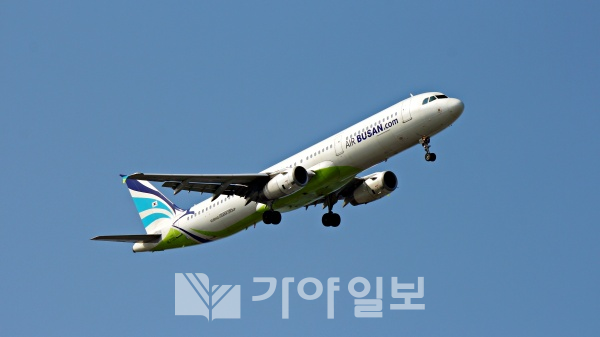 에어부산 AIR BUS 321-200 항공기(사진제공=에어부산)