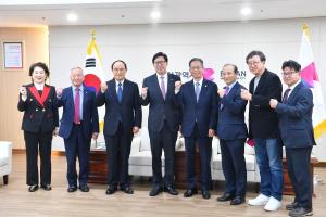 남북통일국민연합 회장단, 박형준 부산시장 면담