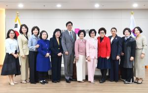 박형준 시장, 한국여성경제인협회 부산지회 임원 면담